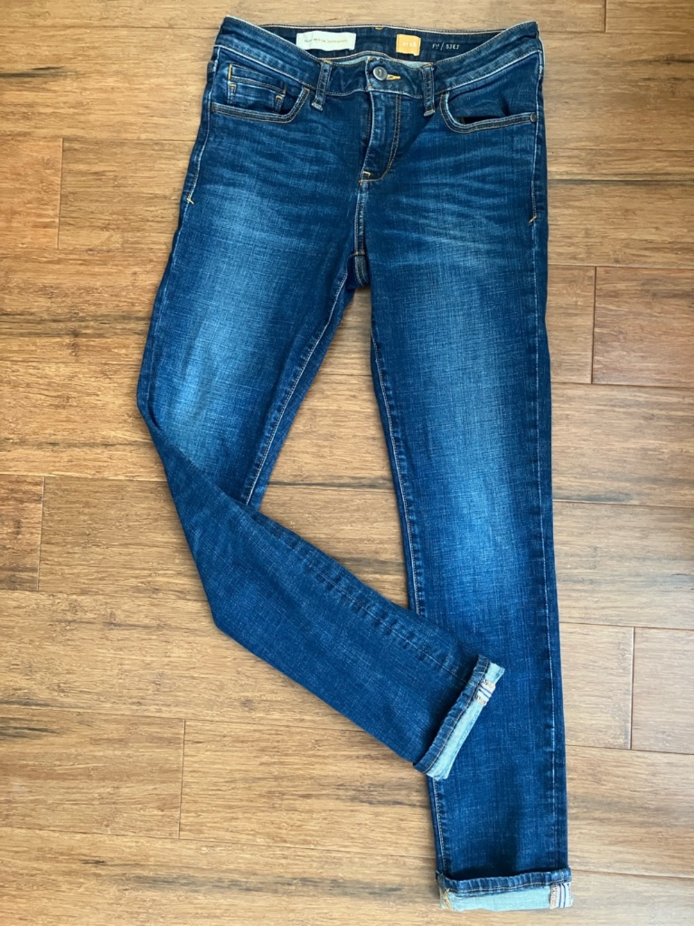 Pilcro denim Dark Blue Tapered Jeans size 28